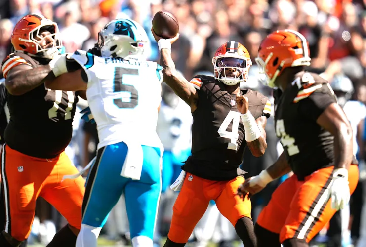 Browns' Watson earns cheers